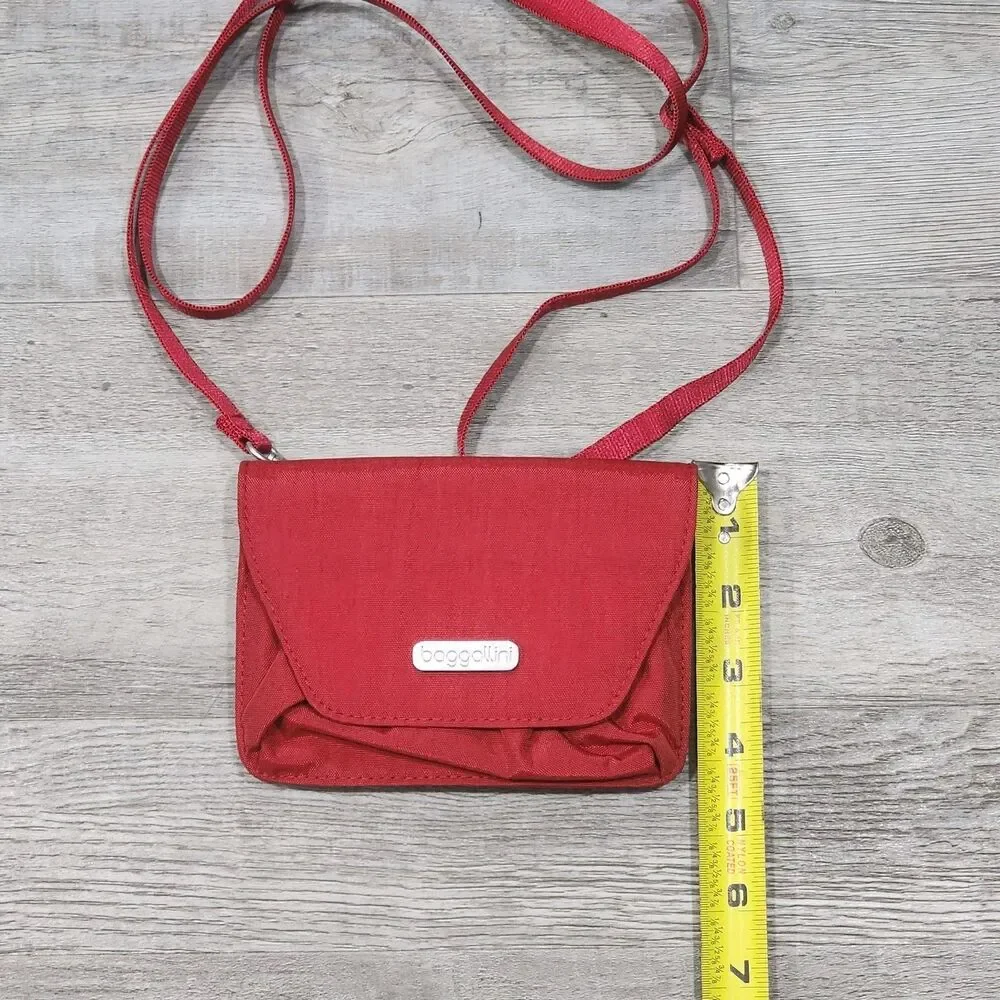 Baggallini excellent pre